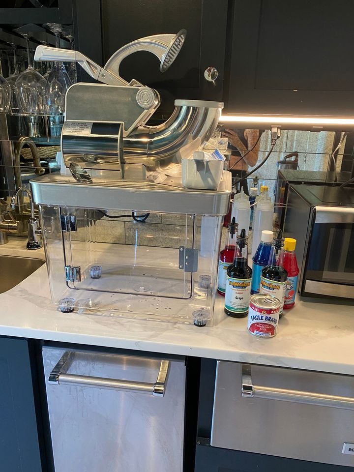 NEW Commercial Snow Cone Maker Ice Shaver Crusher