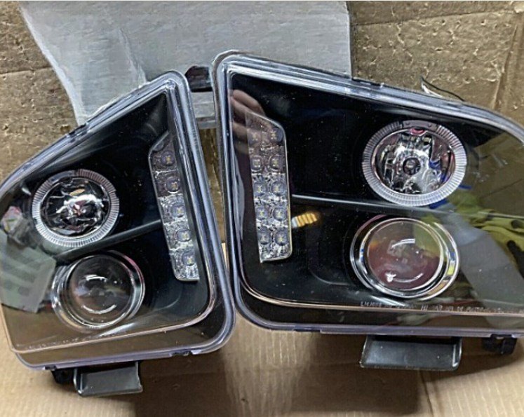 New 2005-2009 Ford Mustang LED Headlights